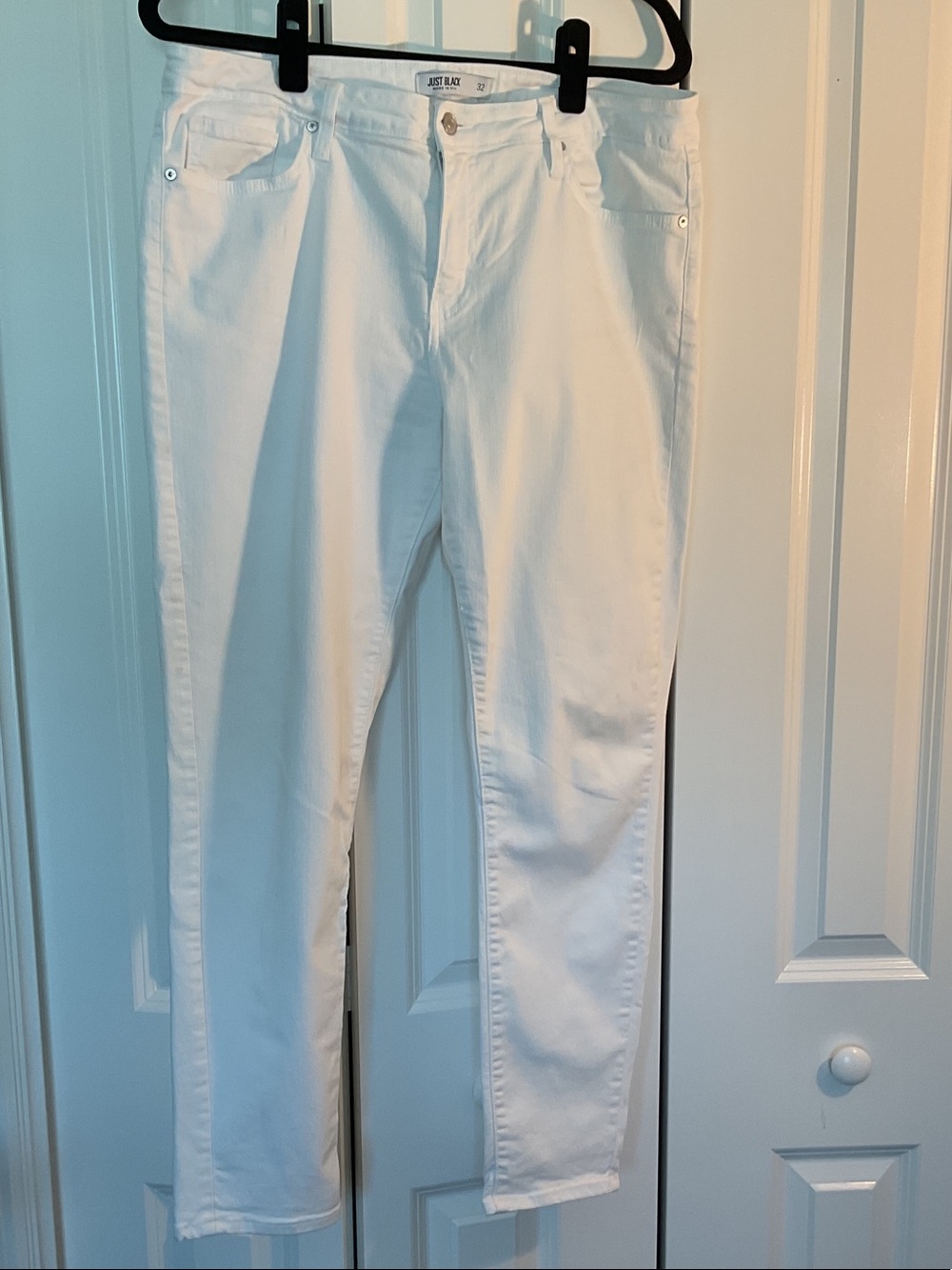 Just Black Slim Straight White Men’s Jeans